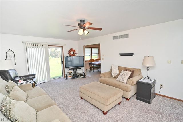 618 Cathy Ann Drive, Youngstown, OH 44512