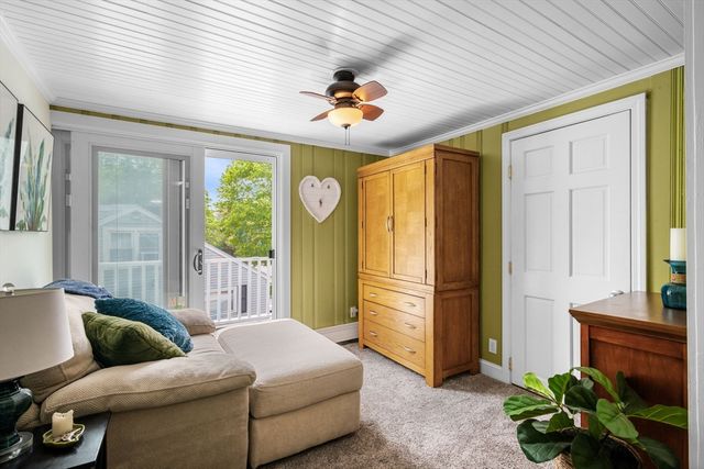 42 Walnut St, Saugus, MA 01906
