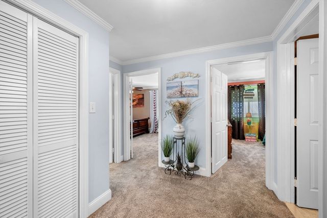 42 Walnut St, Saugus, MA 01906