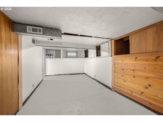 4818 Ne 91ST Ave, Portland, OR 97220