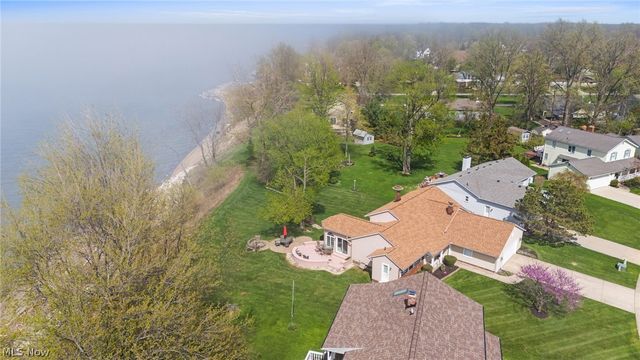 59 N Lakehurst Drive, Eastlake, OH 44095