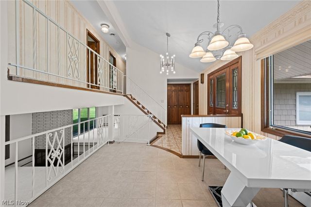 59 N Lakehurst Drive, Eastlake, OH 44095