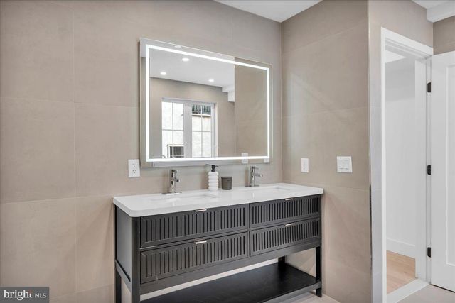 1146 N GALLOWAY ST, Philadelphia, PA 19123