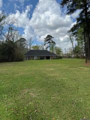 3570 Jones Creek Rd, Baton Rouge, LA 70816