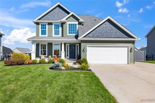 132 Avian Way, Lancaster, NY 14086