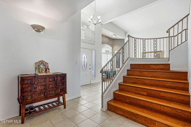 6517 ISLA DEL REY Drive, El Paso, TX 79912