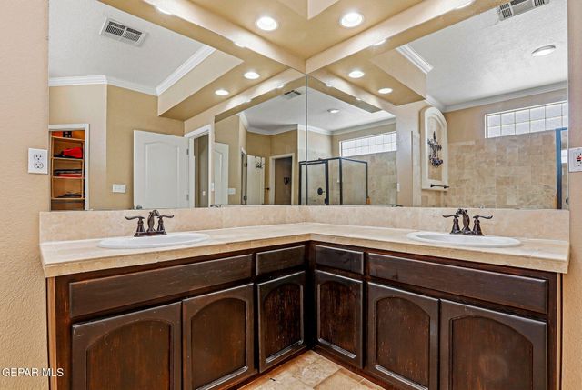 6517 ISLA DEL REY Drive, El Paso, TX 79912