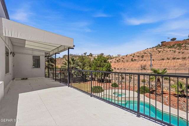 6517 ISLA DEL REY Drive, El Paso, TX 79912