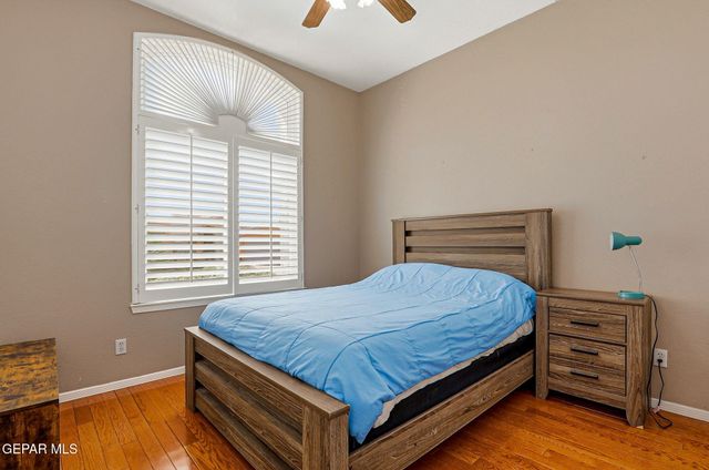 6517 ISLA DEL REY Drive, El Paso, TX 79912