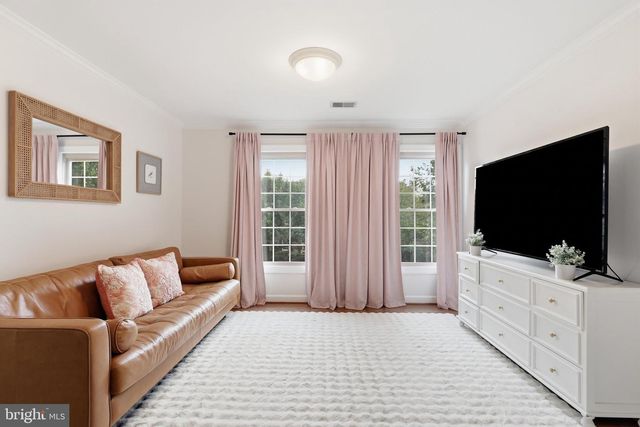 43332 SUGARBUSH CT, Leesburg, VA 20176