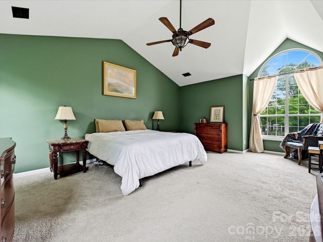 9106 Torrence Crossing Drive, Huntersville, NC 28078