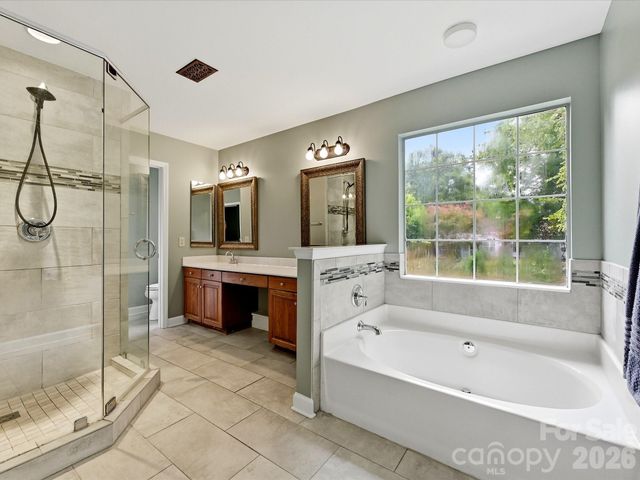 9106 Torrence Crossing Drive, Huntersville, NC 28078