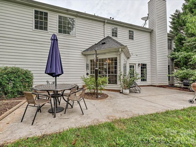9106 Torrence Crossing Drive, Huntersville, NC 28078