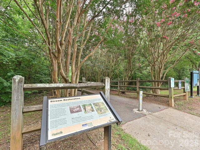 9106 Torrence Crossing Drive, Huntersville, NC 28078