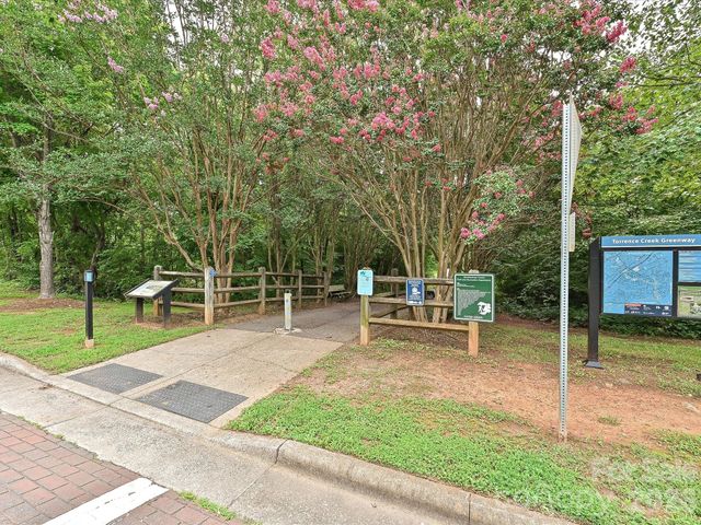 9106 Torrence Crossing Drive, Huntersville, NC 28078