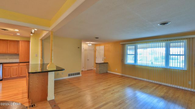 209 Standish Drive, Ormond Beach, FL 32176