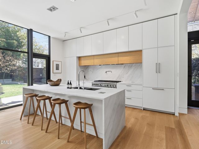 117 Hillcrest Road, Raleigh, NC 27605