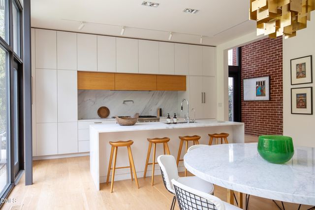 117 Hillcrest Road, Raleigh, NC 27605