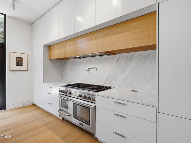 117 Hillcrest Road, Raleigh, NC 27605