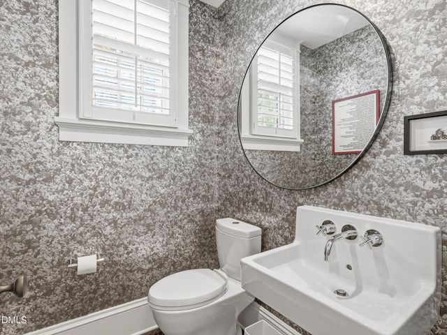 117 Hillcrest Road, Raleigh, NC 27605