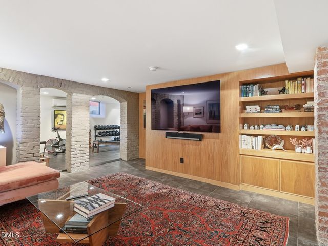 117 Hillcrest Road, Raleigh, NC 27605