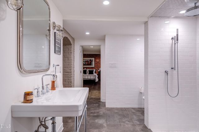 117 Hillcrest Road, Raleigh, NC 27605