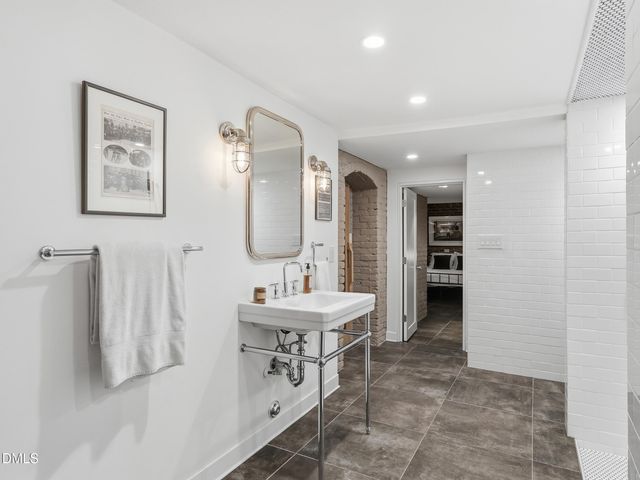 117 Hillcrest Road, Raleigh, NC 27605