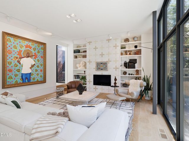 117 Hillcrest Road, Raleigh, NC 27605