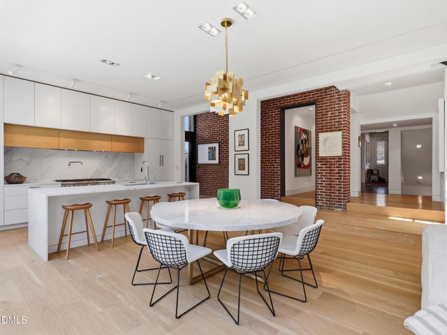 117 Hillcrest Road, Raleigh, NC 27605