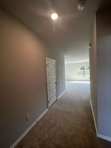 553 Hickory ridge Drive, Van Alstyne, TX 75495