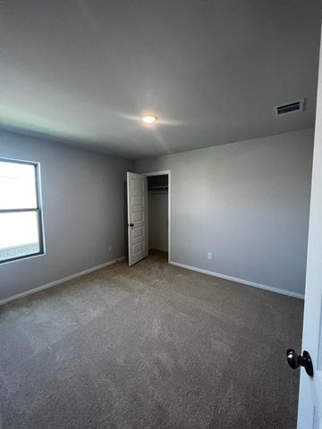 553 Hickory ridge Drive, Van Alstyne, TX 75495