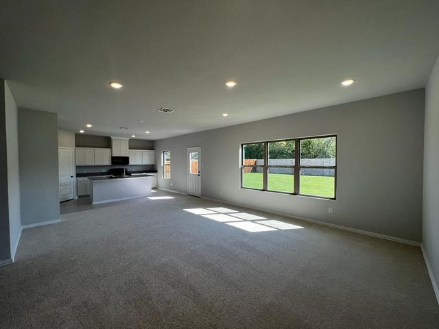 553 Hickory ridge Drive, Van Alstyne, TX 75495
