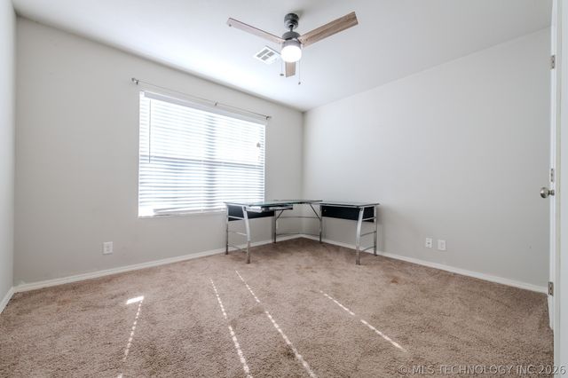 5811 E 146th Place S, Bixby, OK 74008