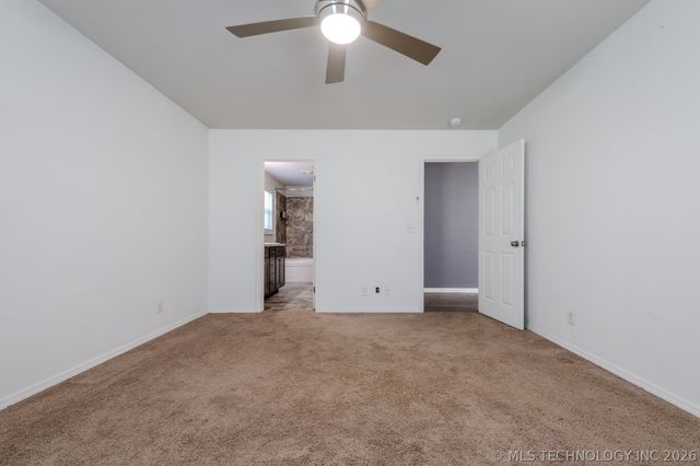 5811 E 146th Place S, Bixby, OK 74008