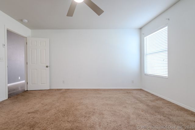 5811 E 146th Place S, Bixby, OK 74008
