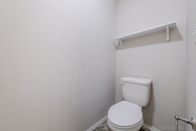 5811 E 146th Place S, Bixby, OK 74008