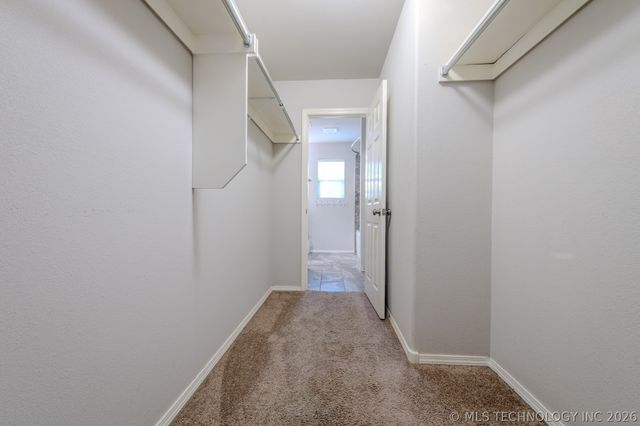 5811 E 146th Place S, Bixby, OK 74008