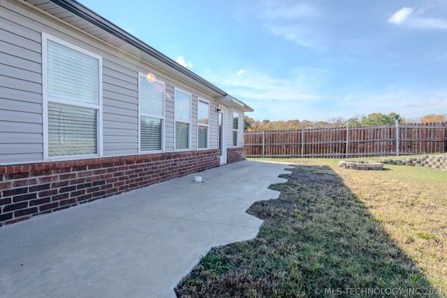 5811 E 146th Place S, Bixby, OK 74008