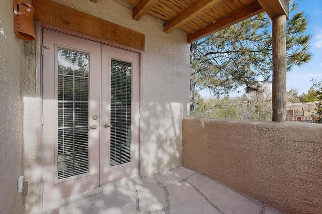 2600 W Zia Road K-7, Santa Fe, NM 87505