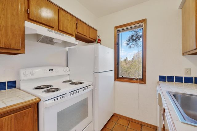 2600 W Zia Road K-7, Santa Fe, NM 87505