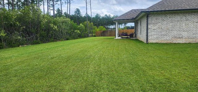 102 Polaris Place, Freeport, FL 32439