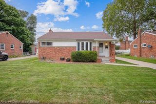 11141 KAREN Street, Livonia, MI 48150