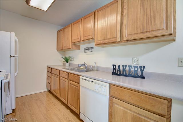 8507 N Akins Road, North Royalton, OH 44133