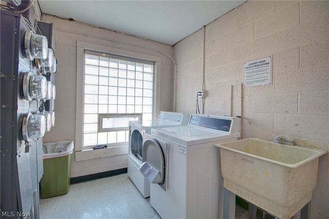 8507 N Akins Road, North Royalton, OH 44133