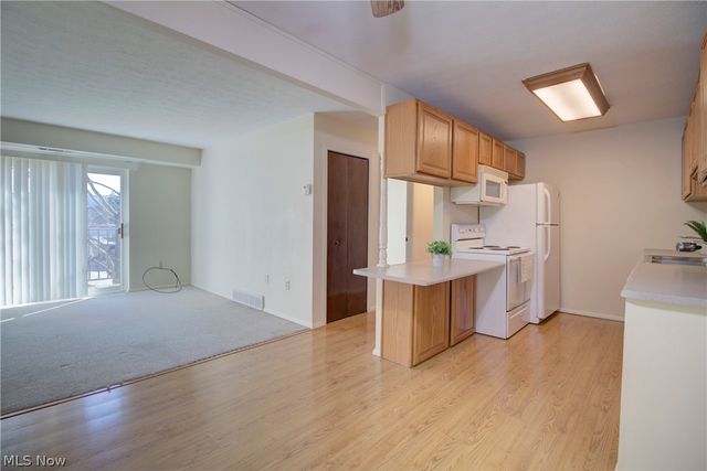 8507 N Akins Road, North Royalton, OH 44133