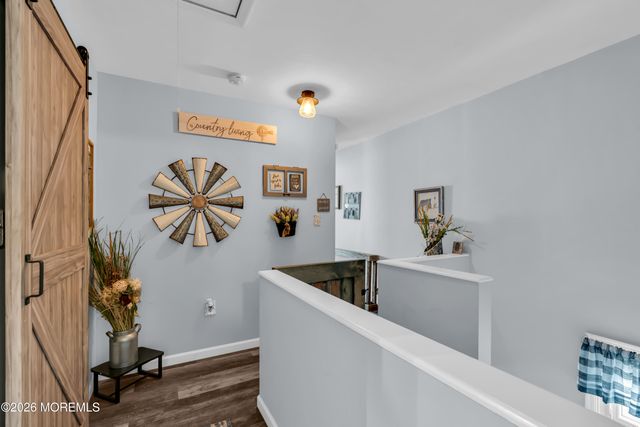 8 Lincoln Court, Keansburg, NJ 07734