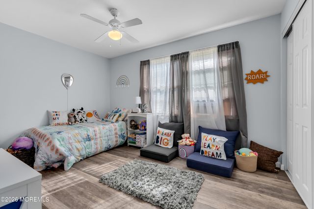 8 Lincoln Court, Keansburg, NJ 07734