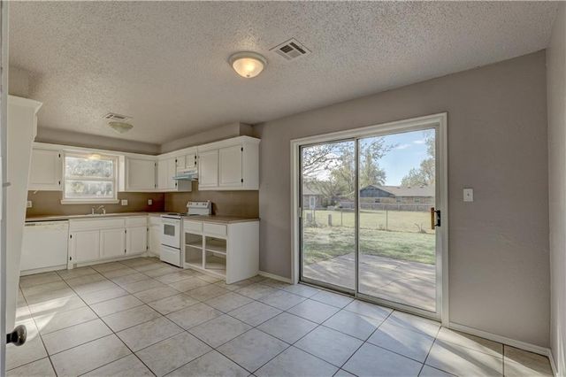 1408 Haverhill Circle, Norman, OK 73071