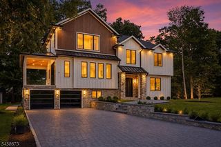 63 Billingsley Dr, Livingston Twp., NJ 07039