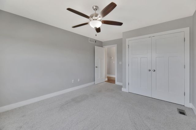 3903 N Estancia Ct, Wichita, KS 67205